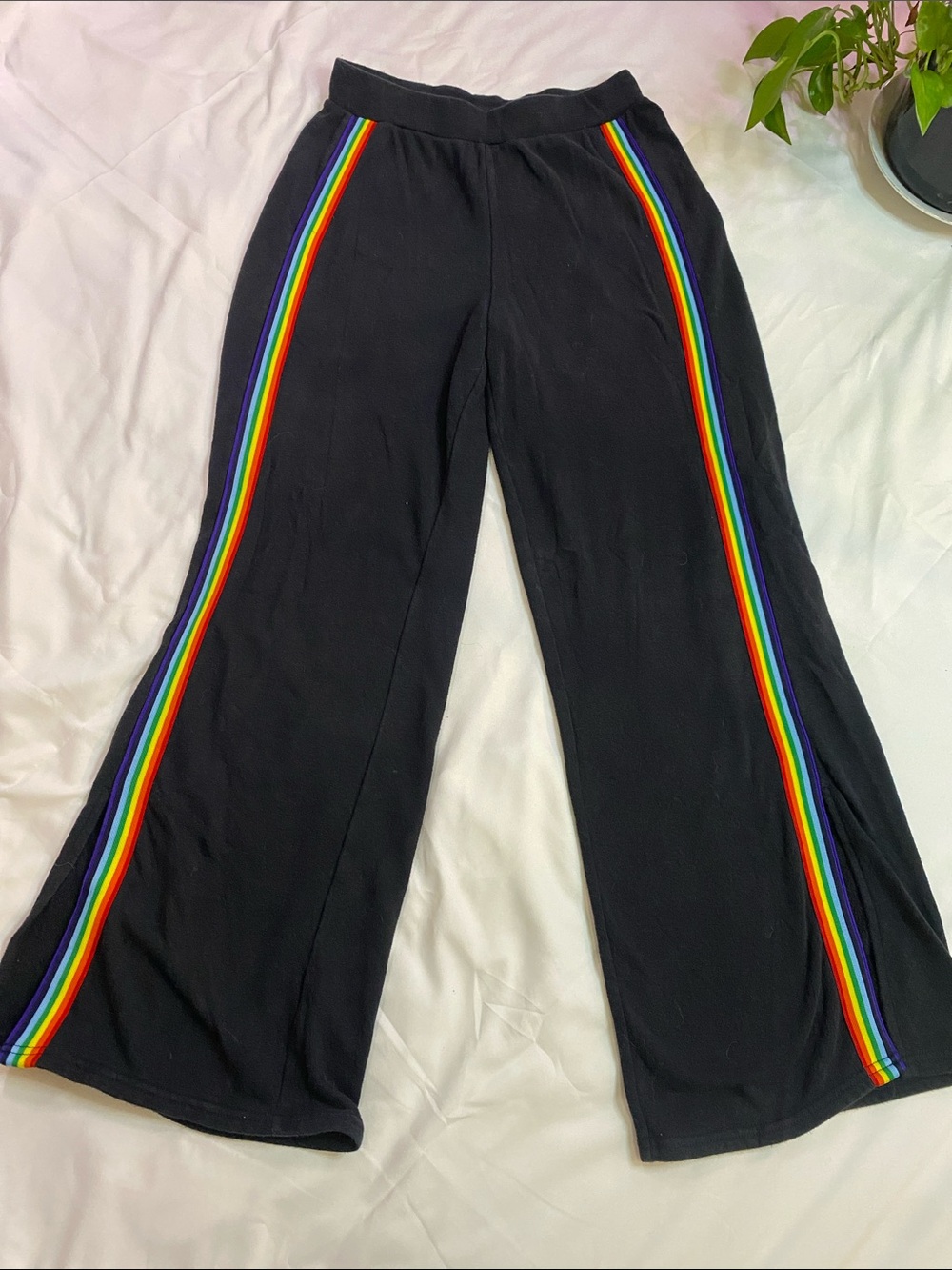 Brand Tracy Anderson for G.I.L.I- Black Wide-Leg jogger Pants with Rainbow Side